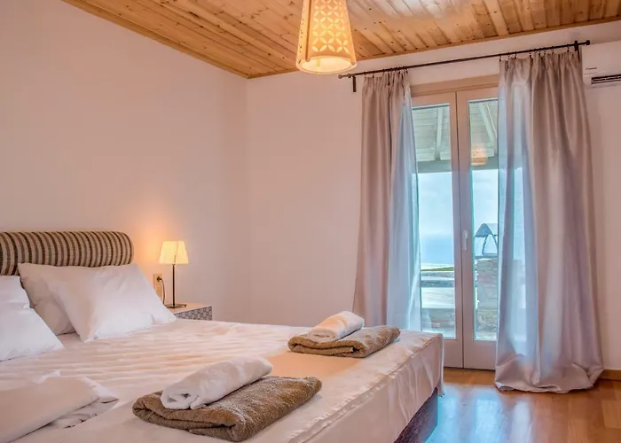 Villa Anastasis Luxury Andros With Heated Pool *